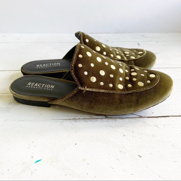 Reaction Kenneth Cole Wyatt Green Velvet Gold Studded Mules Slides 6.5 - Picture 6 of 8